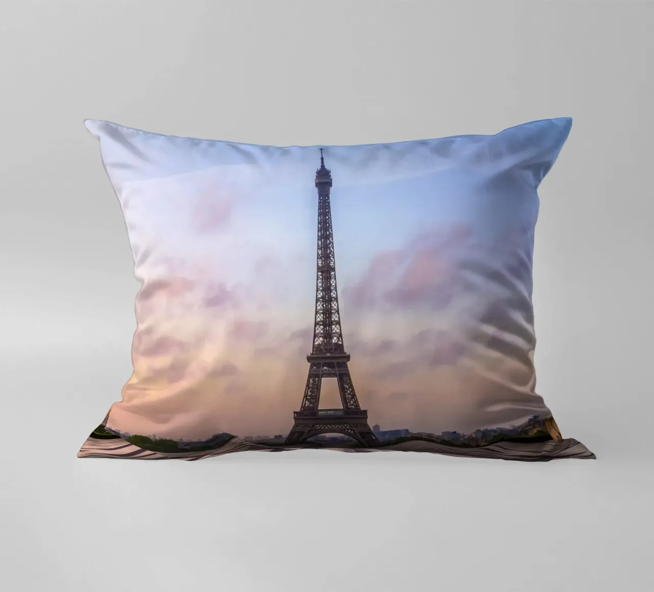 Torre Eiffel all'alba cuscino da Melanie Viola