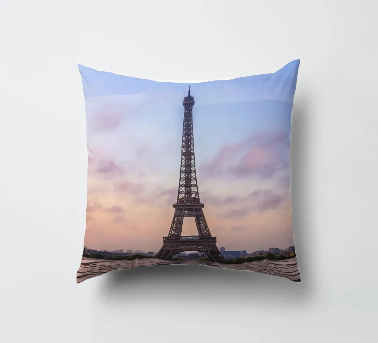 Torre Eiffel all'alba cuscino da Melanie Viola
