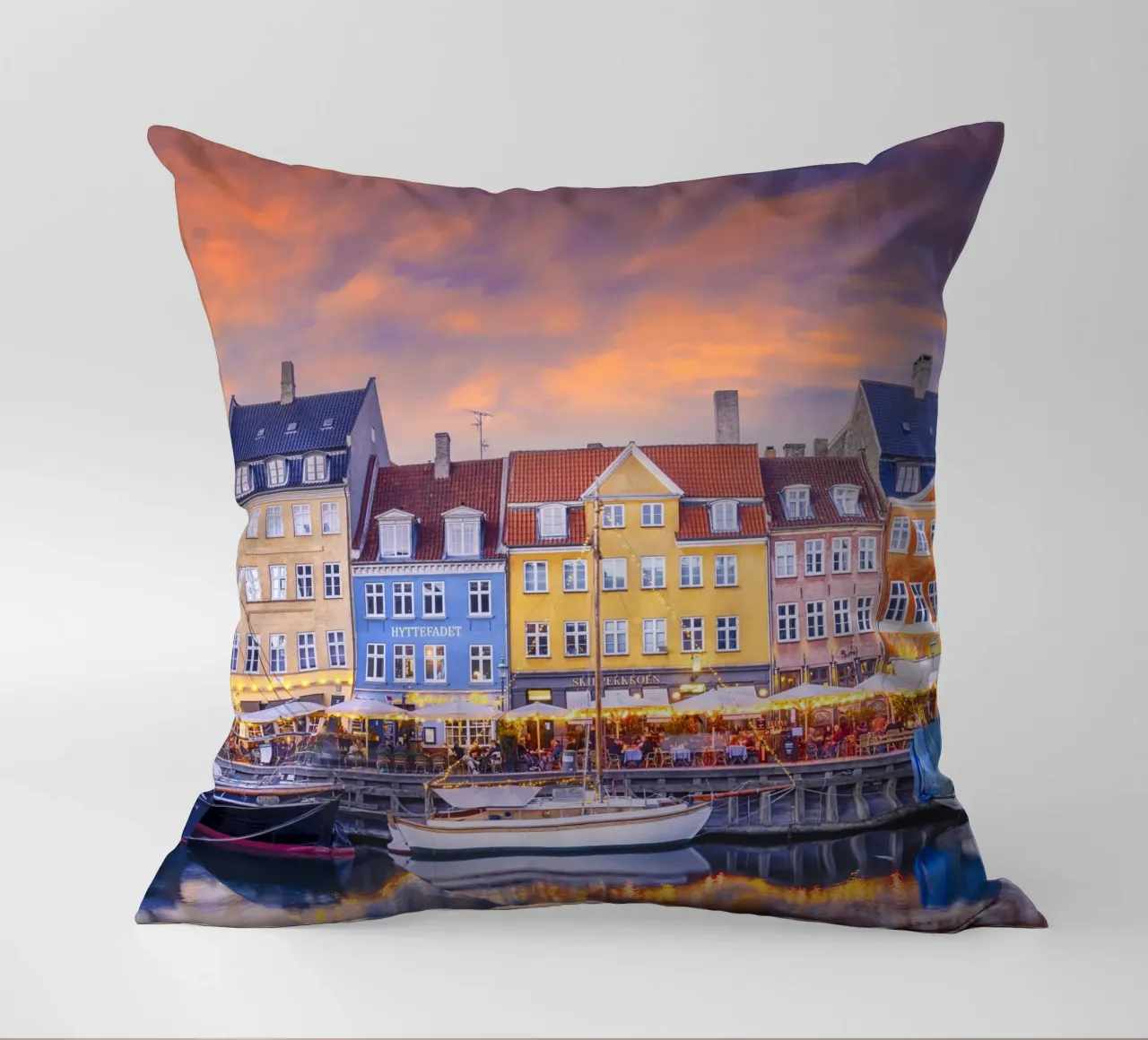 KOPENHAGEN Atmosfera serale di charme a Nyhavn cuscino da Melanie Viola