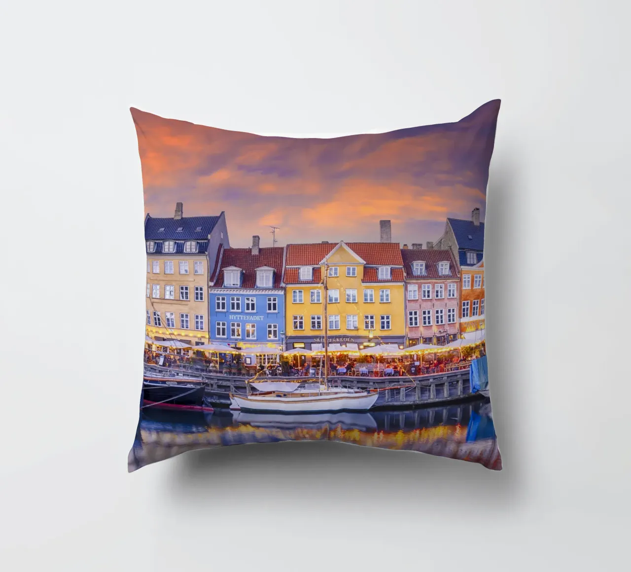 KOPENHAGEN Atmosfera serale di charme a Nyhavn cuscino da Melanie Viola