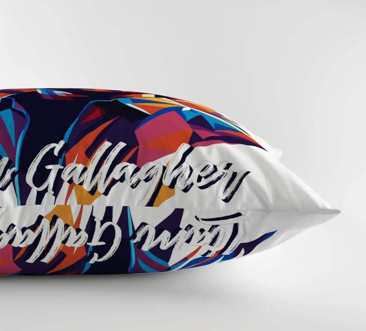 Liam Gallagher cuscino da vectorartnesia