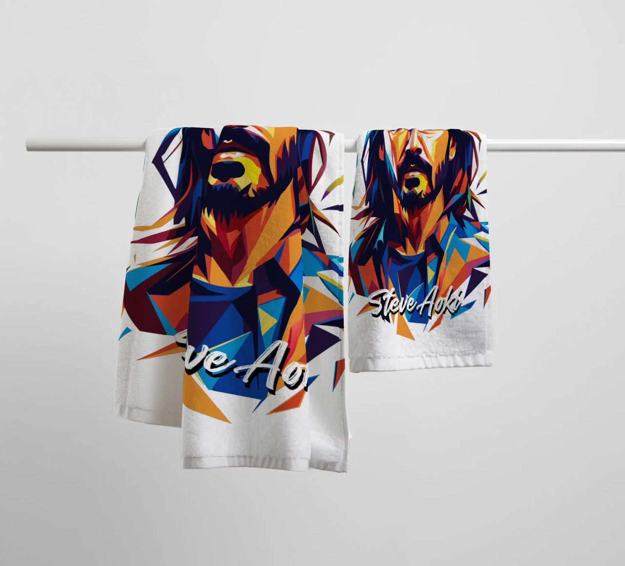 Ritratto pop art di Steve Aoki asciugamano da bagno da vectorartnesia