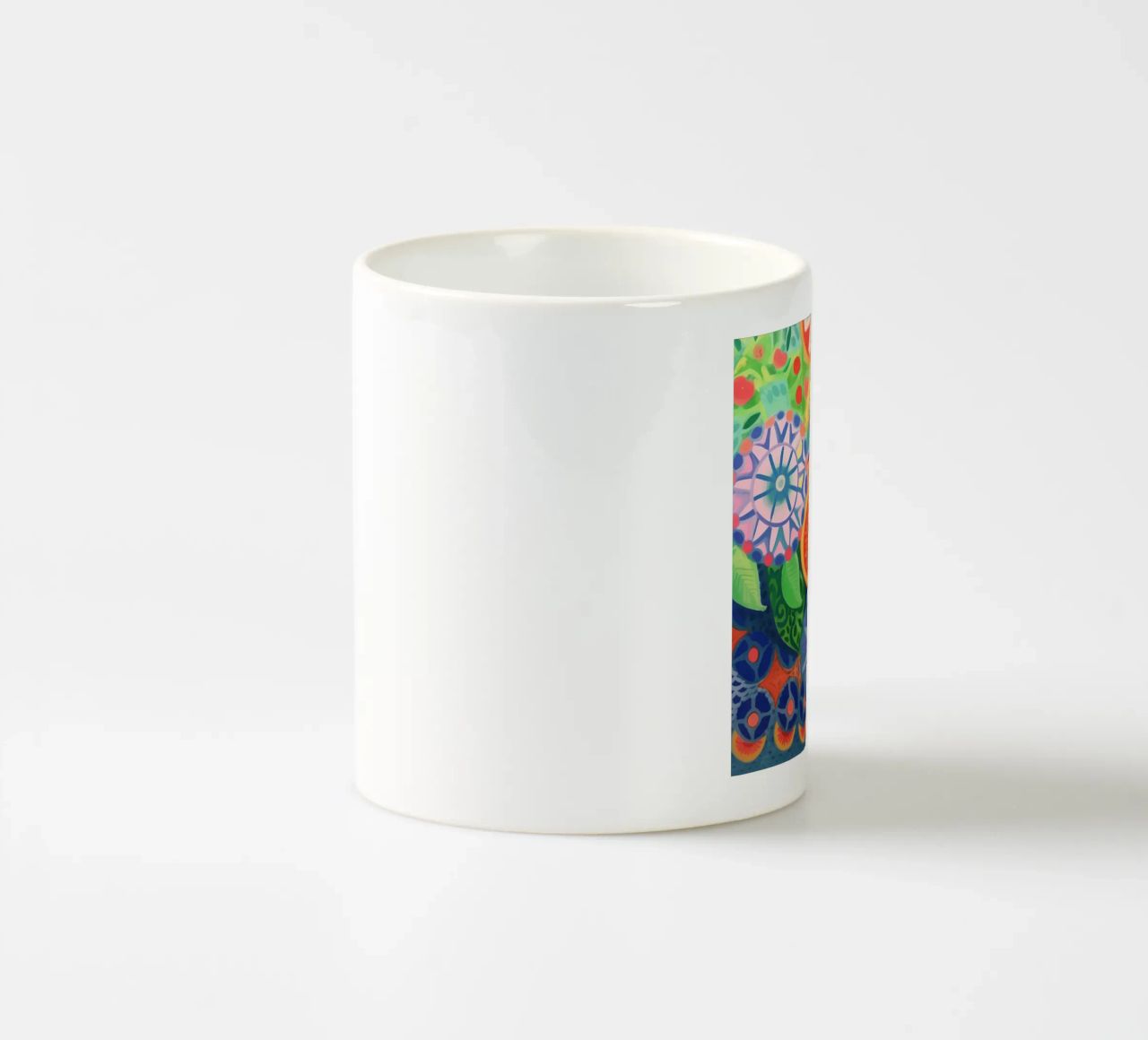 Un'esplosione di fiori colorati tazza in ceramica da Carinaprint