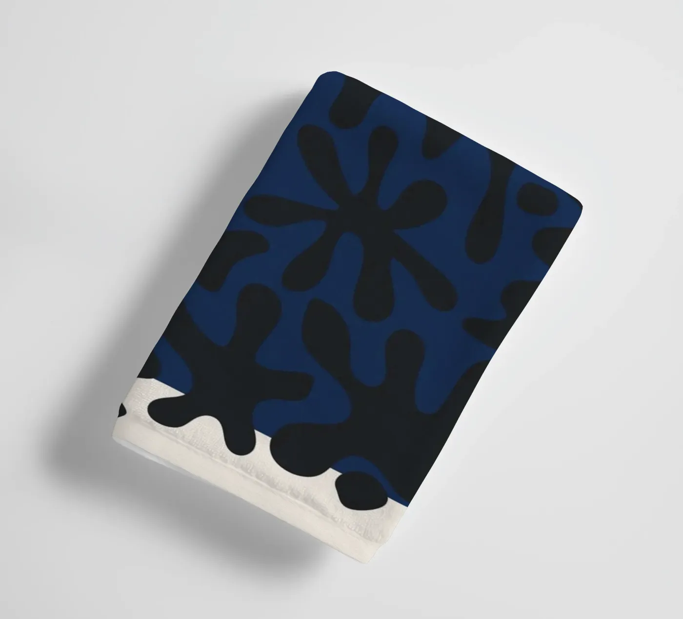 Infinite forms badhanddoek van RS LAB STUDIO