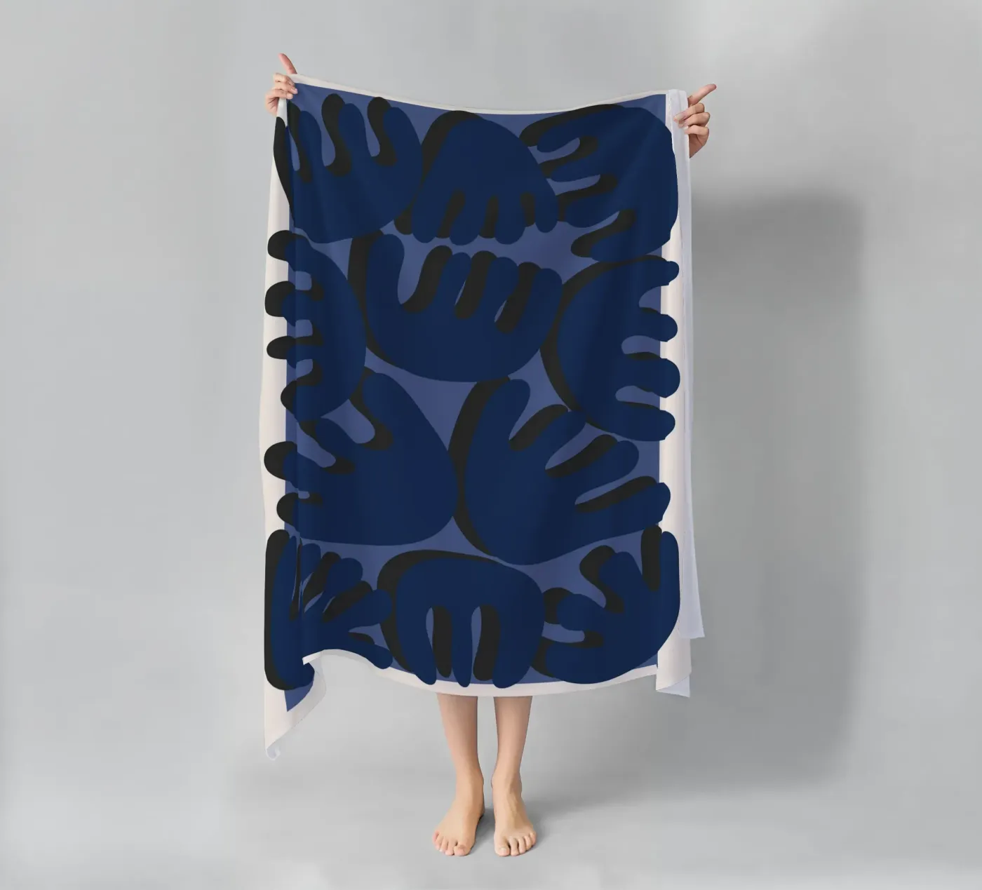 Rounded geometry strandhanddoek van RS LAB STUDIO