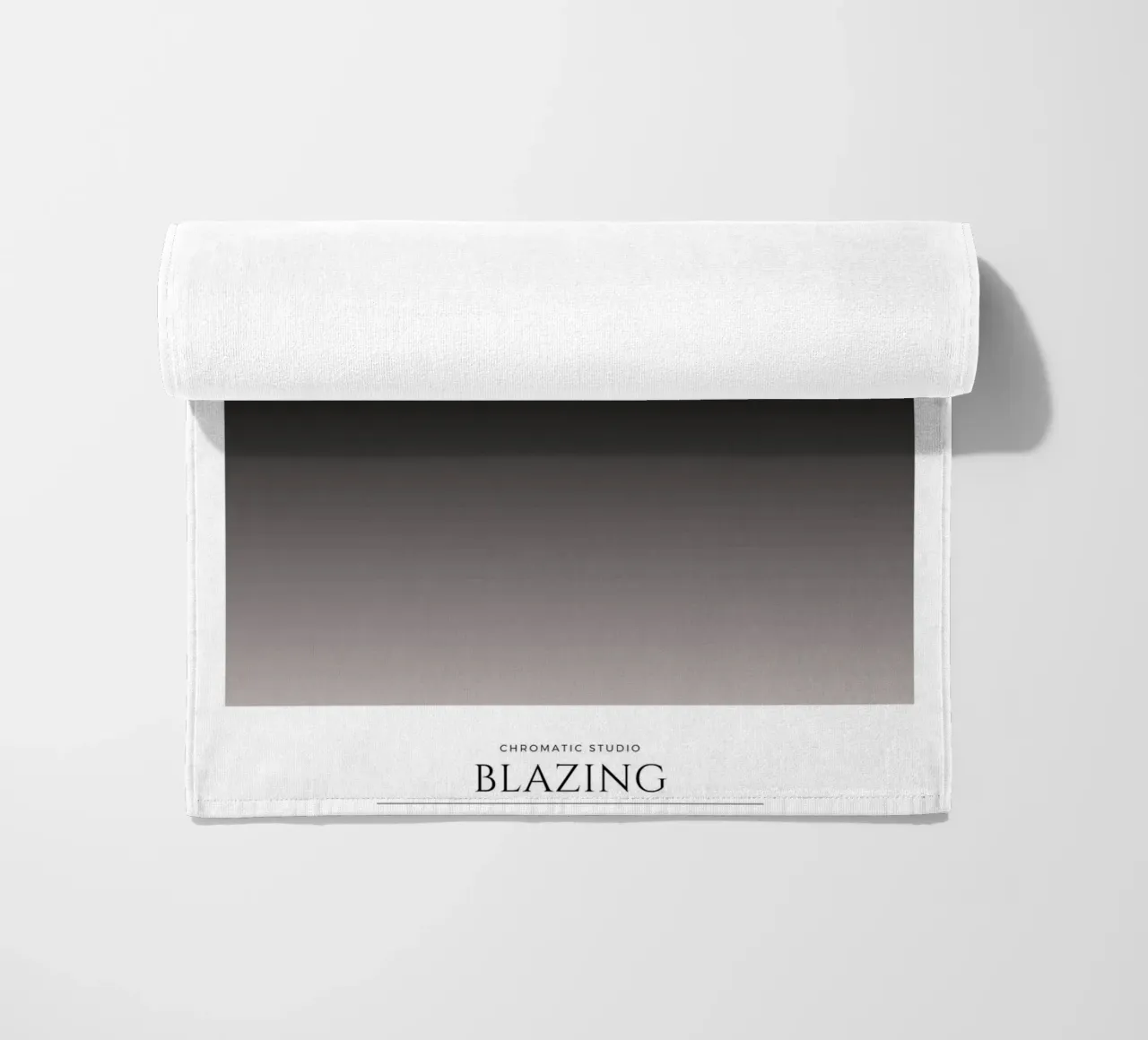 Sfavillante telo mare da RS LAB STUDIO