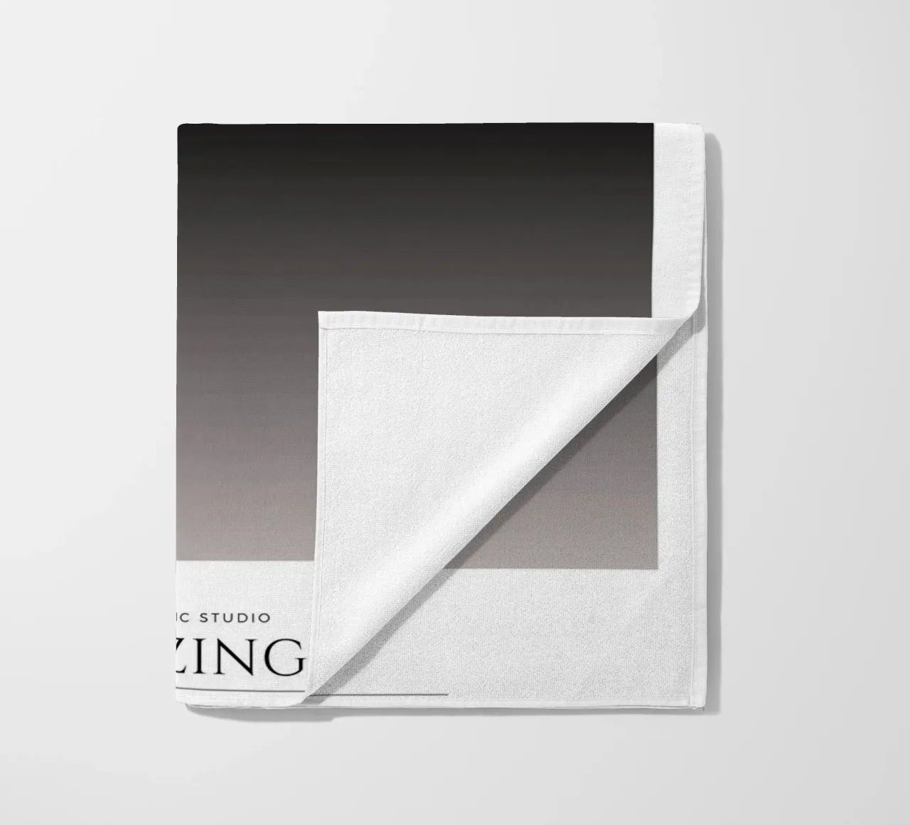 Sfavillante telo mare da RS LAB STUDIO