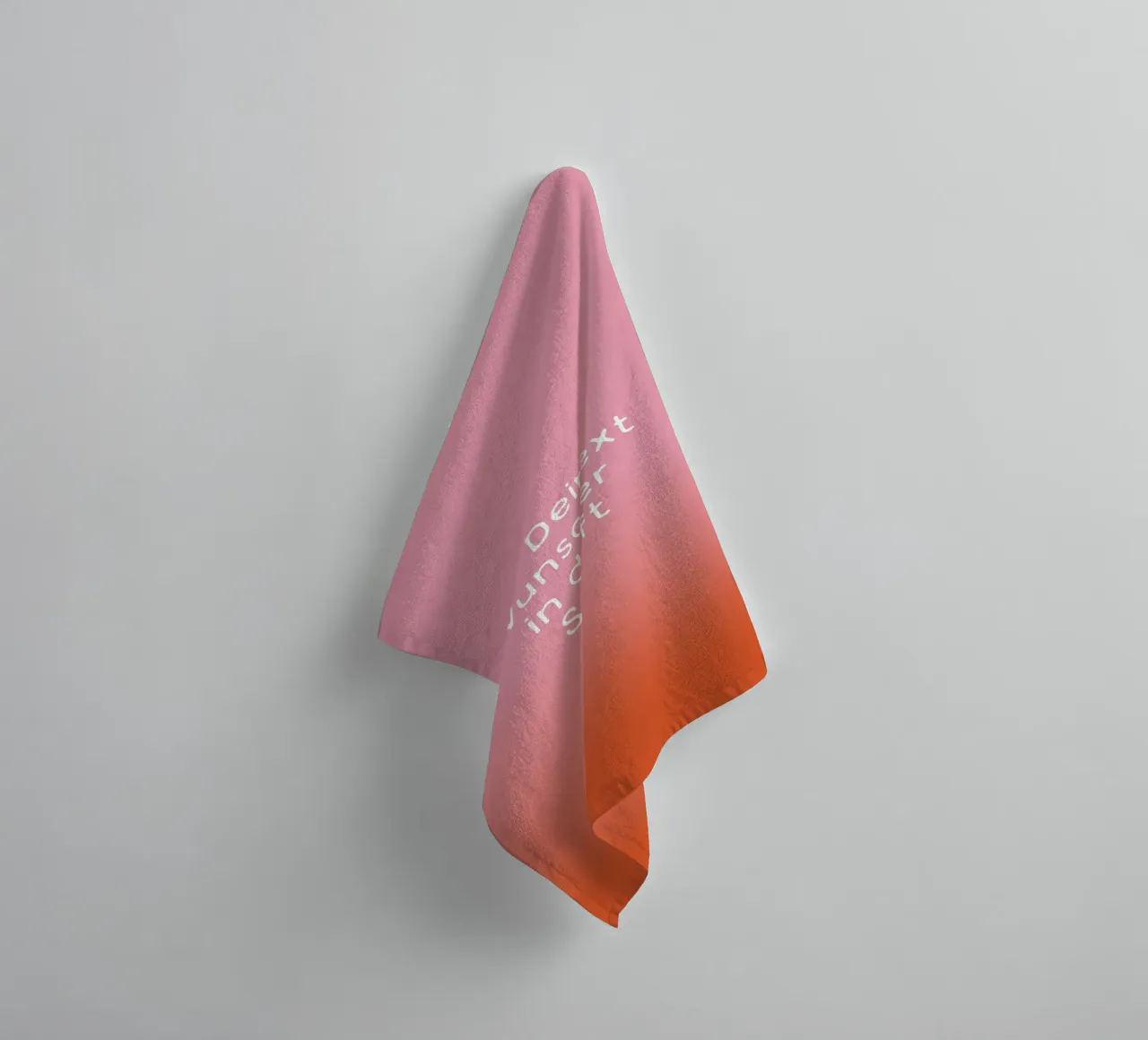 Wunschtext Rosarot Fade Gradient Handtuch von BAINAI KIDS