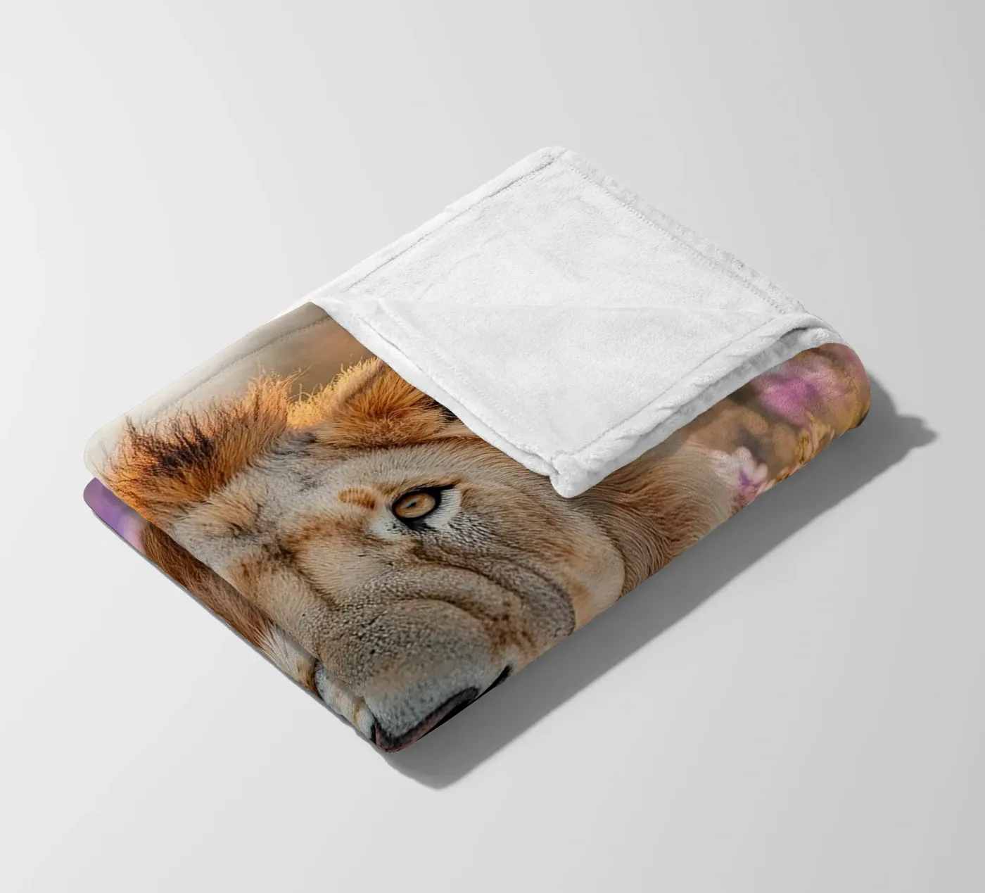 Lion Fleecedecke von Nikis Art Studio