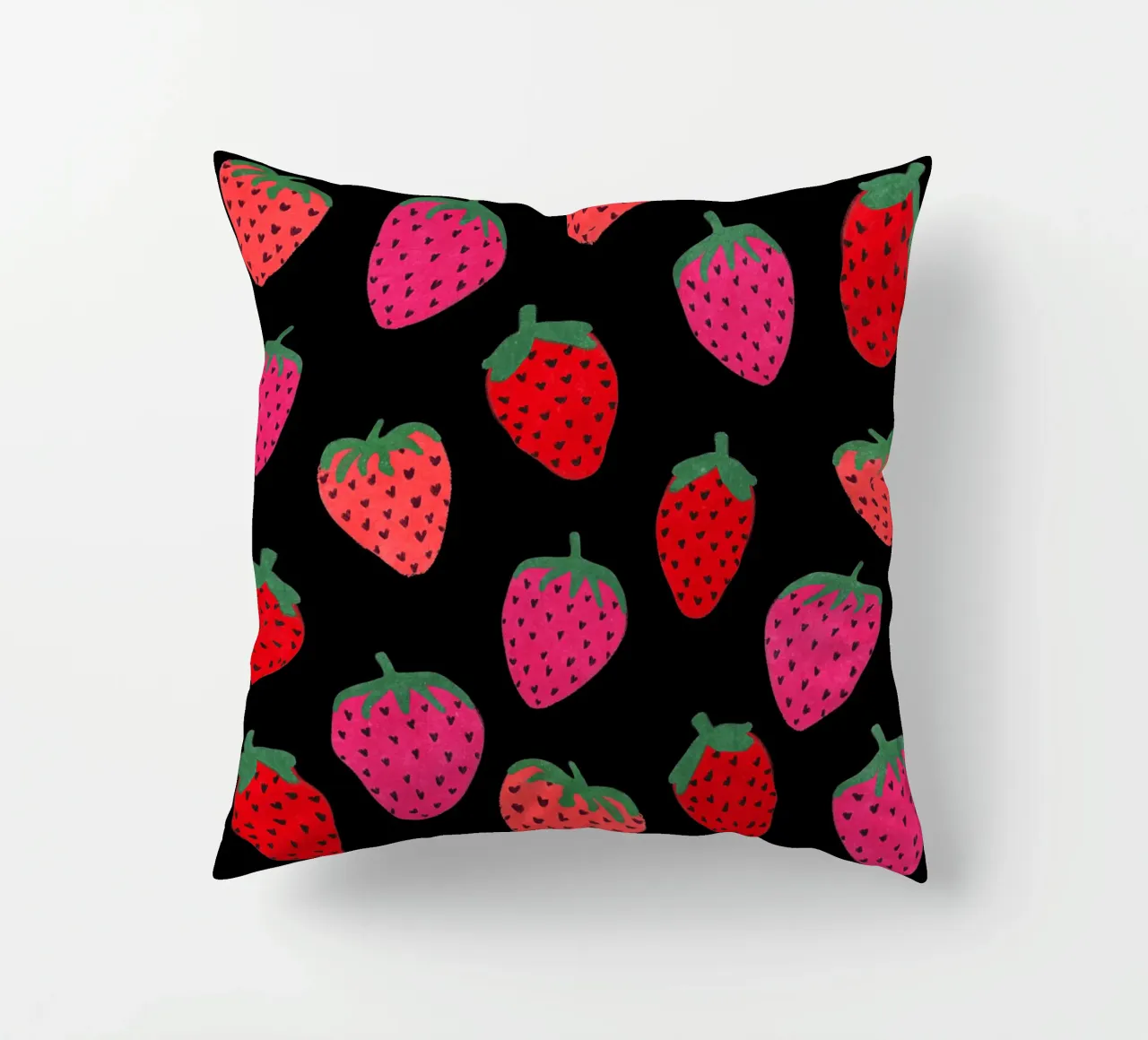 Motivo a fragola su nero cuscino da Illustration Raissa Oltmanns