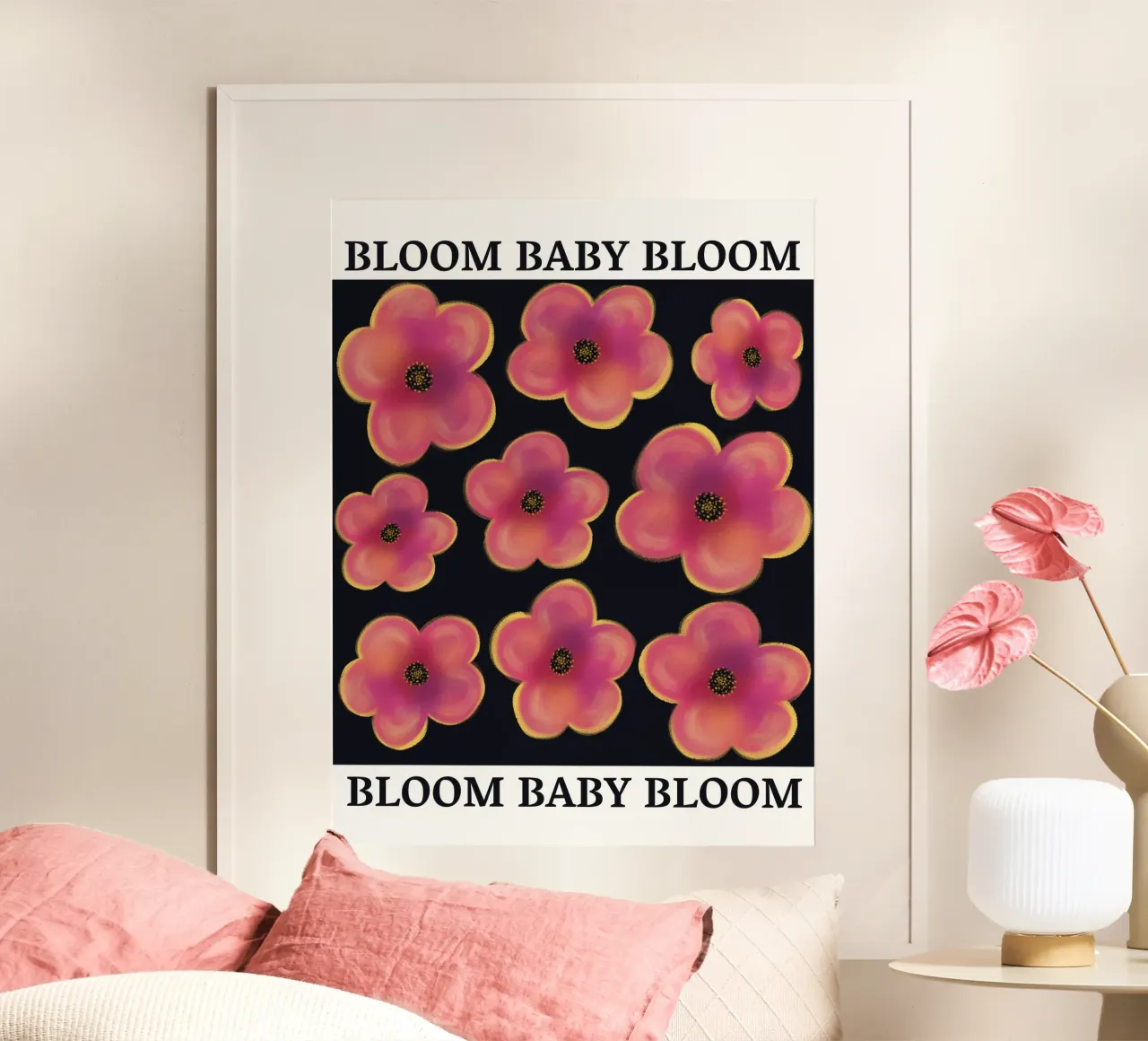 Audace motivo a fiori rosa su nero poster con telaio in legno da Illustration Raissa Oltmanns