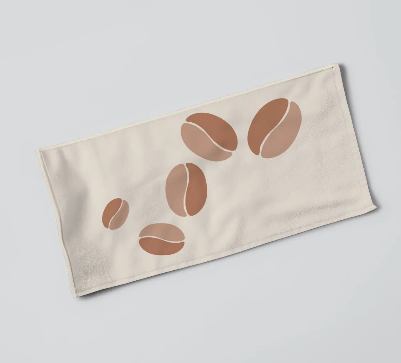 Various coffee beans asciugamano da bagno da LisaArtes