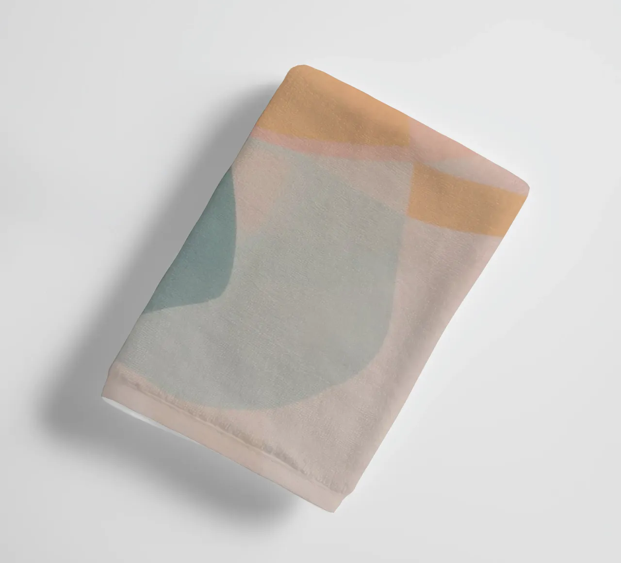 Abstrakter Frauenkörper in Pastell-Farben Handtuch von Autofocus