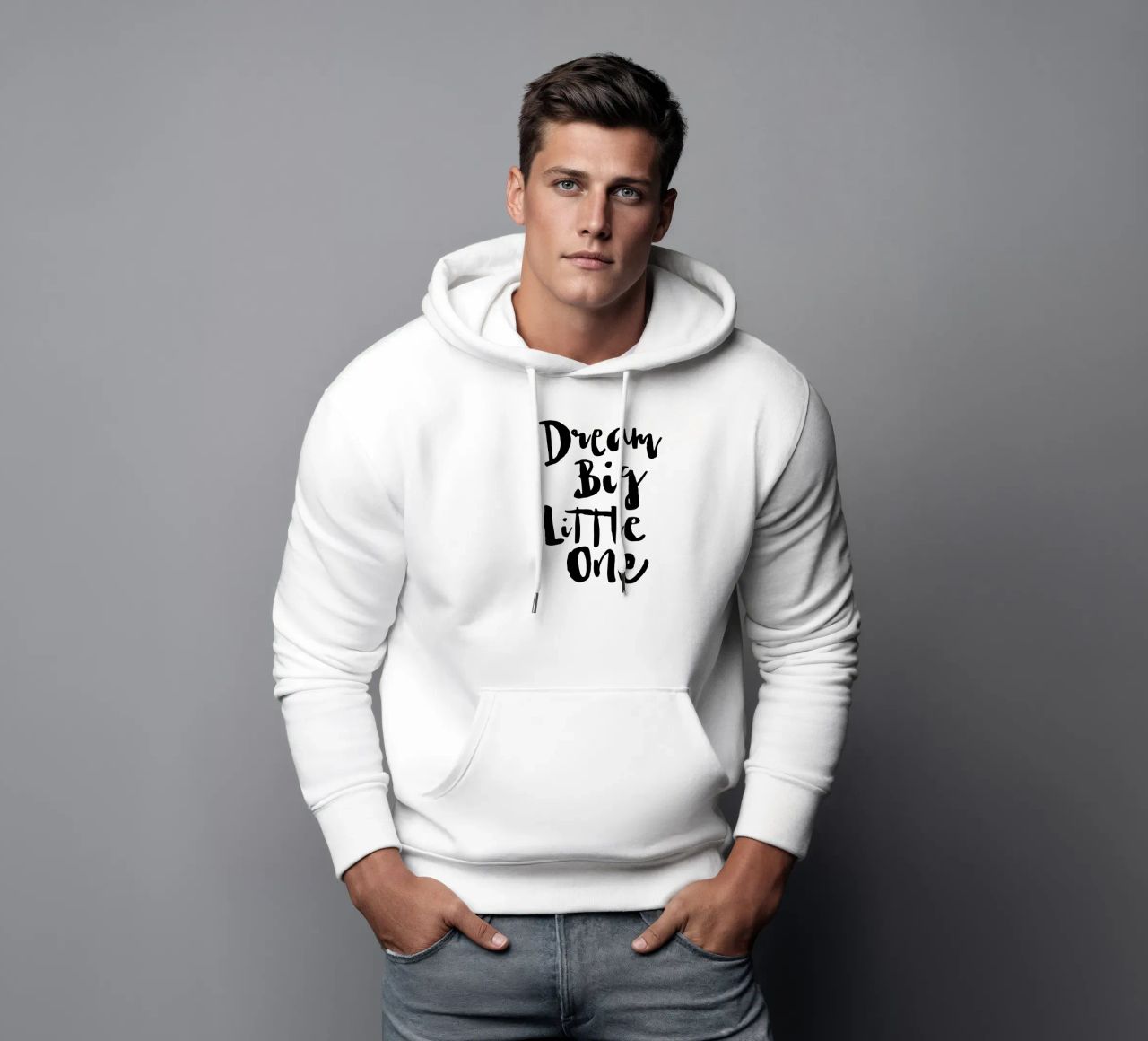 Sogna in grande piccolo in bianco e nero felpa con cappuccio da THE MOTIVATED TYPE