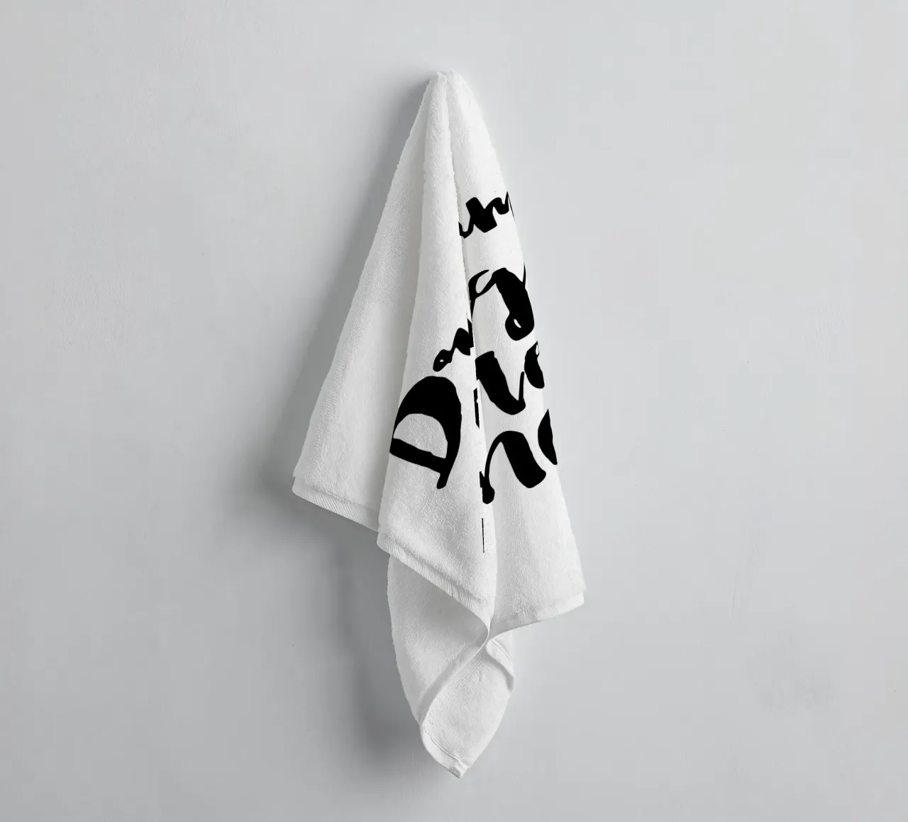 Dream Big Little One en noir et blanc serviette de bain de THE MOTIVATED TYPE