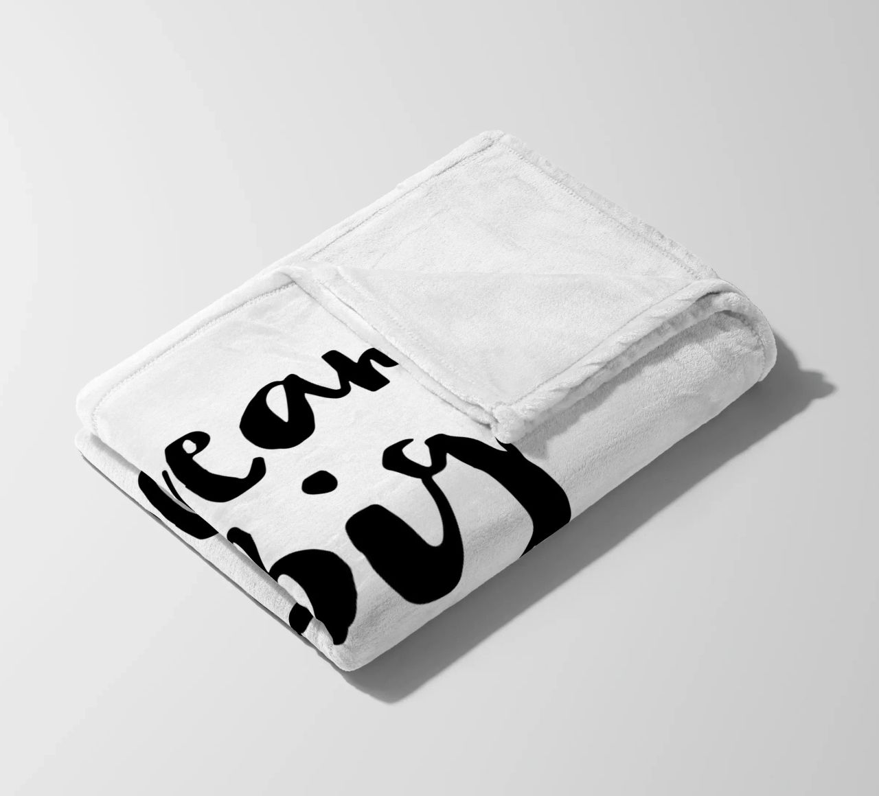 Sogna in grande piccolo in bianco e nero coperta in pile da THE MOTIVATED TYPE
