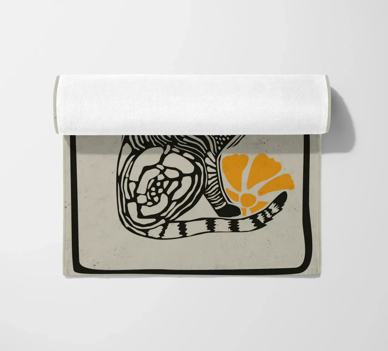 Gatto con fiori telo mare da Indigo Rain