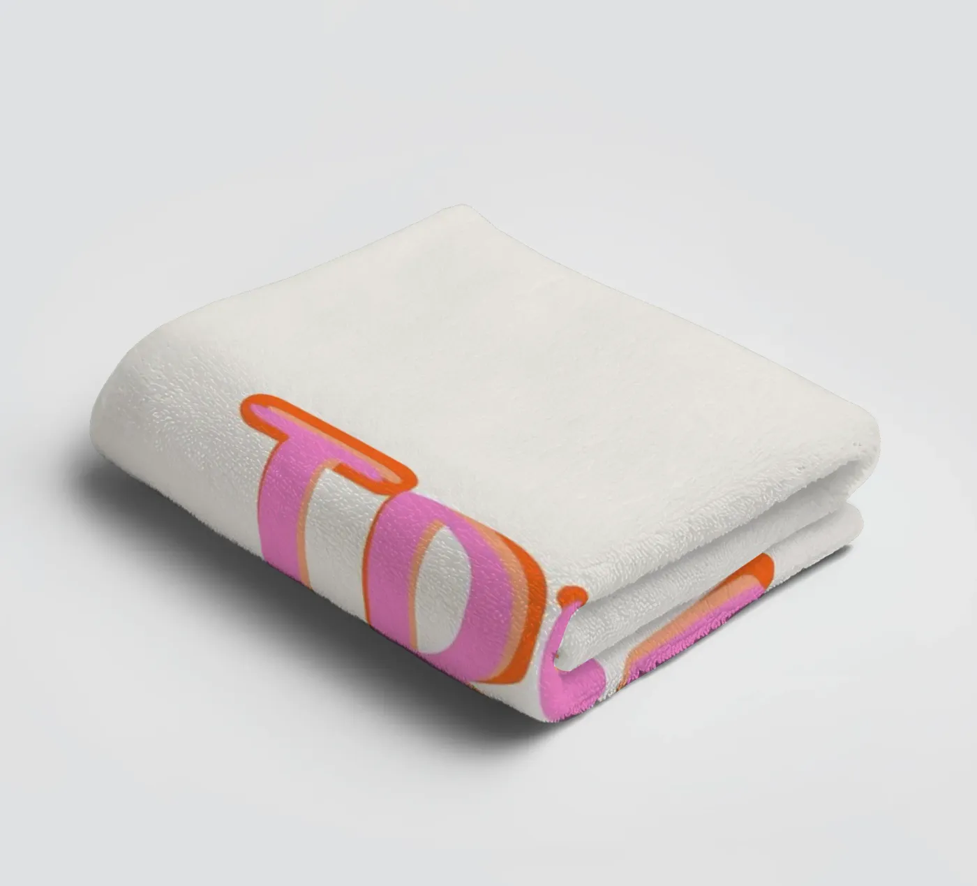 Trés Chic towel by Malou-Studio