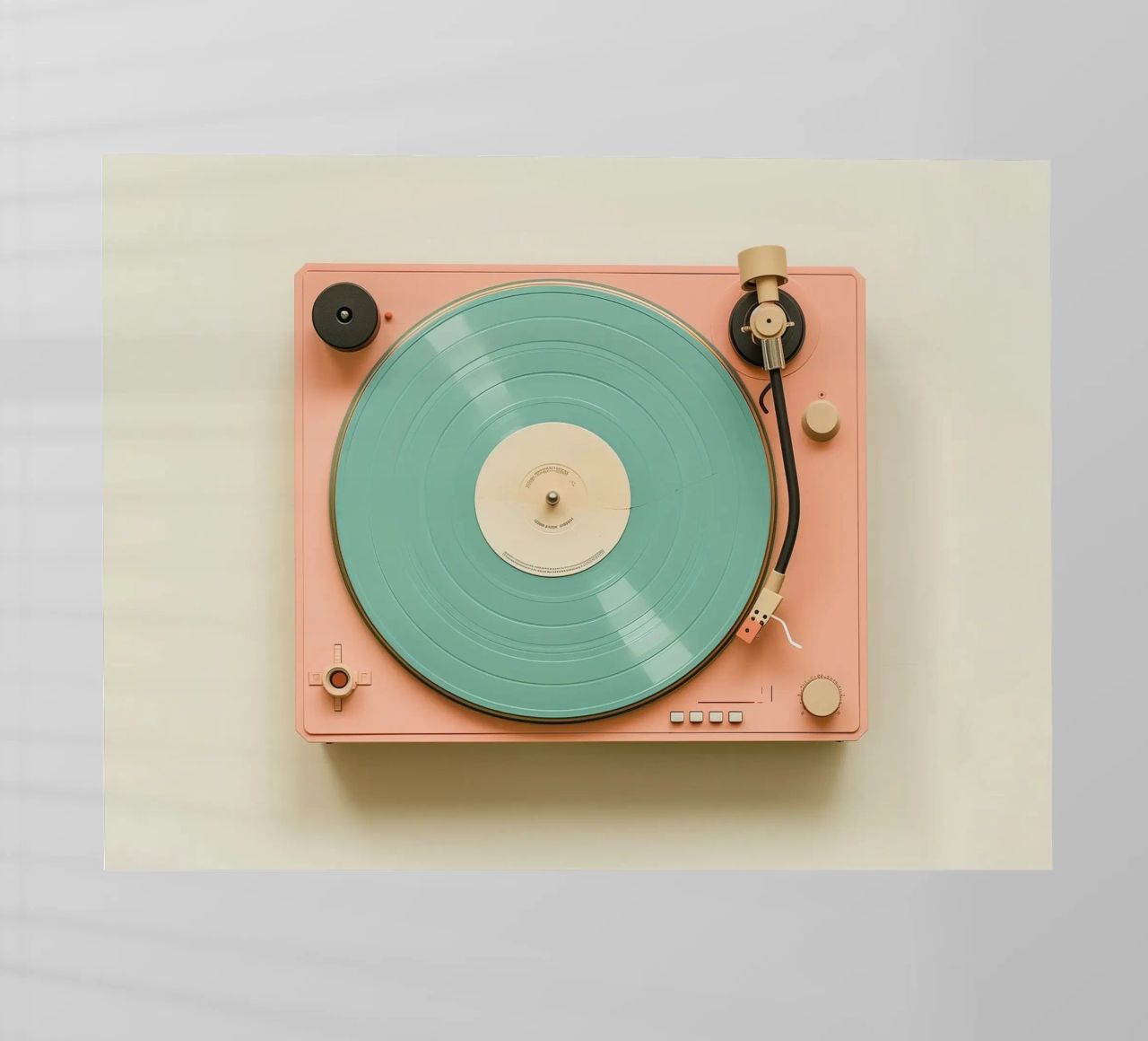 Record Player Peach pellicola backlit da Malou-Studio
