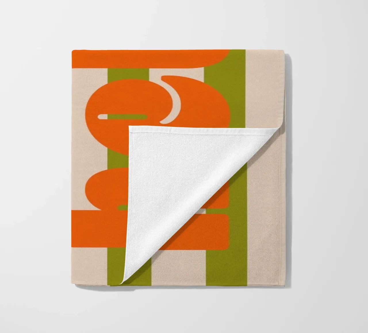 Hallo - Grün-Orange-Streifen Strandtuch von Malou-Studio