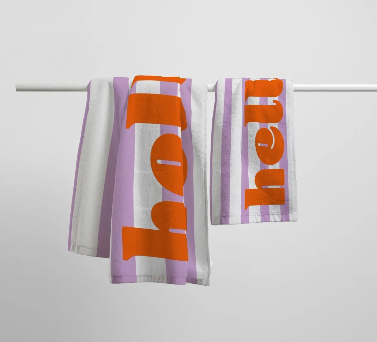 Ciao - Strisce Lilla asciugamano da bagno da Malou-Studio