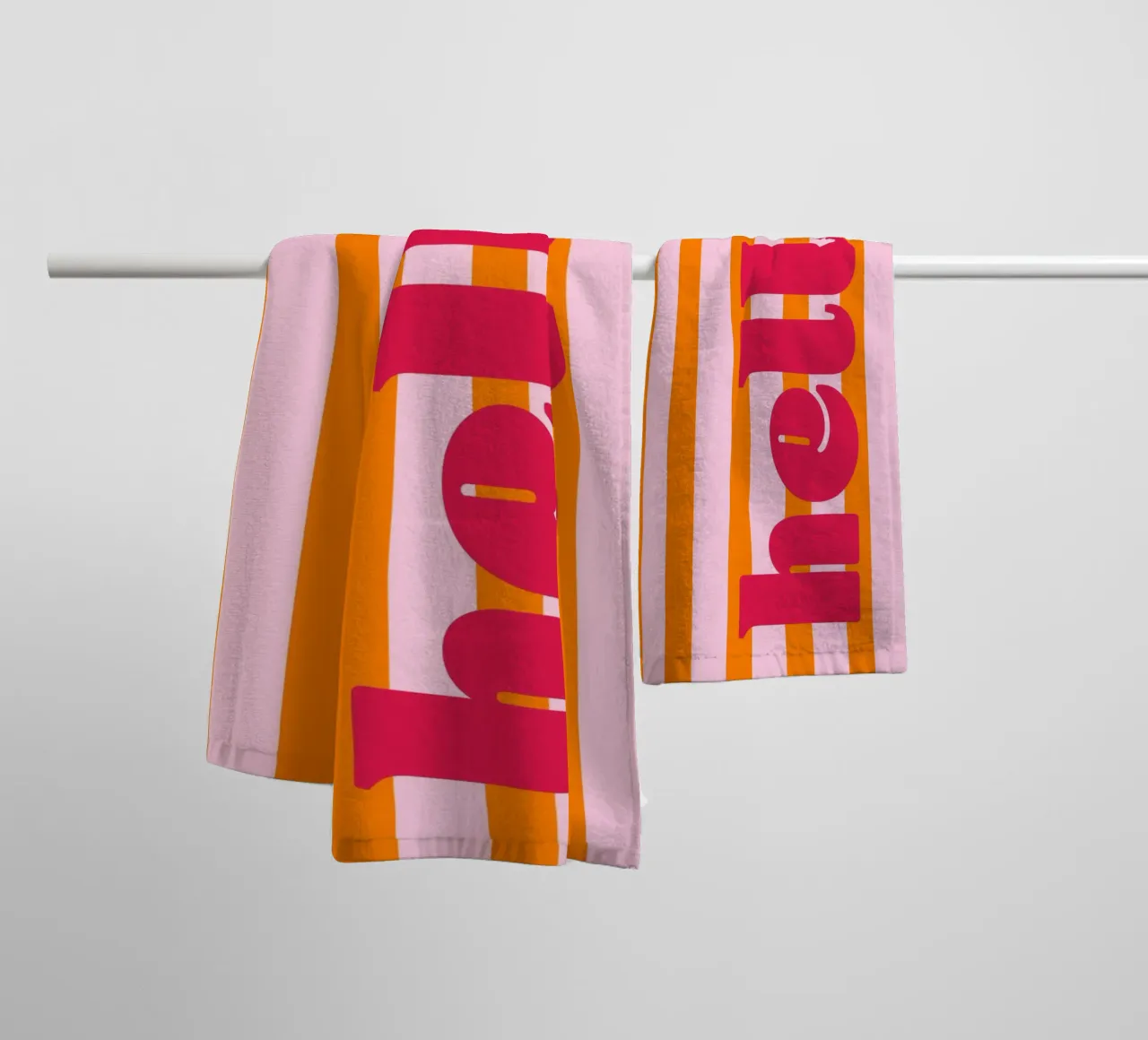 Bonjour - Rayures Orange serviette de bain de Malou-Studio