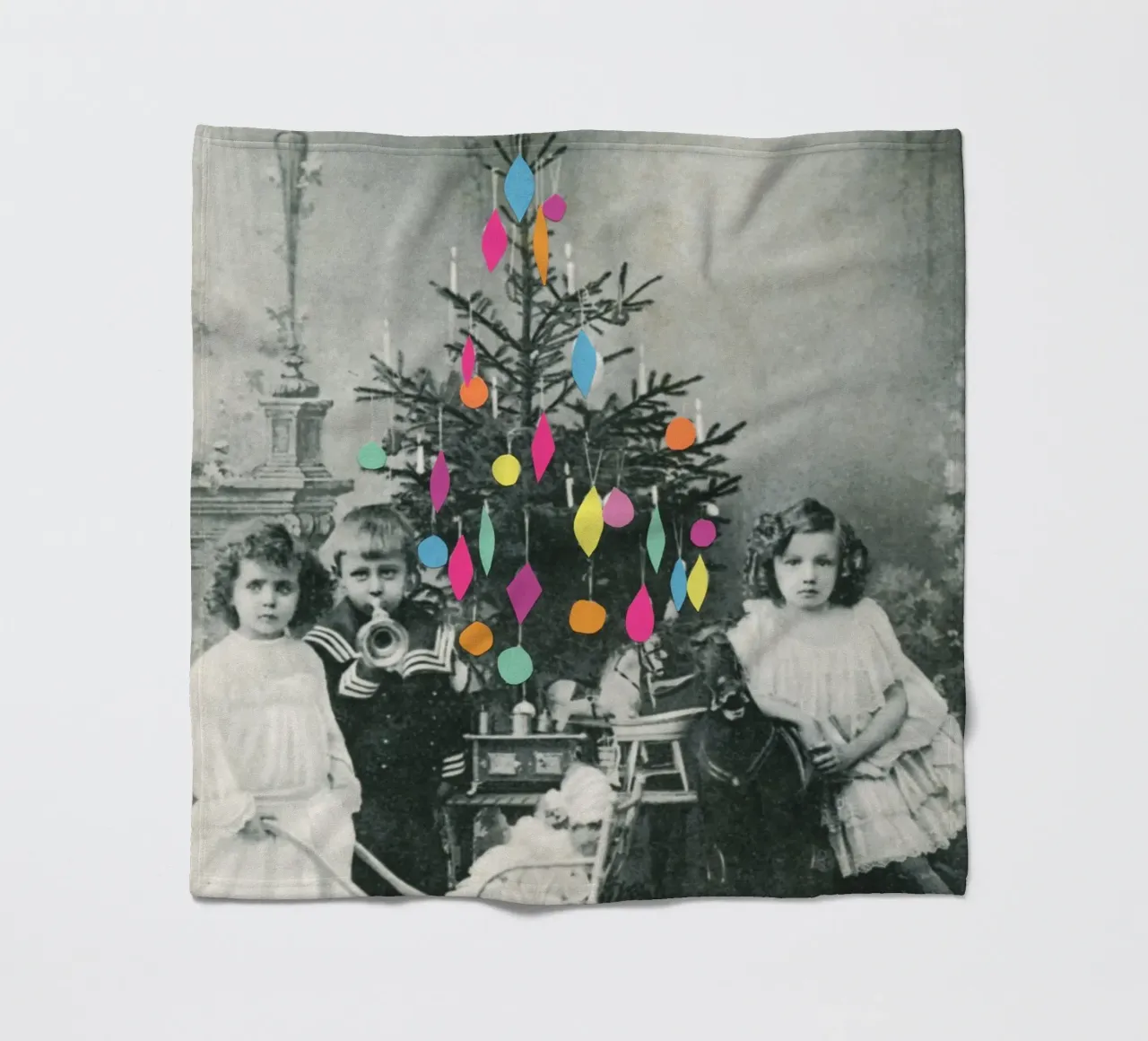Mattina di Natale coperta in pile da Cassia Beck Collage