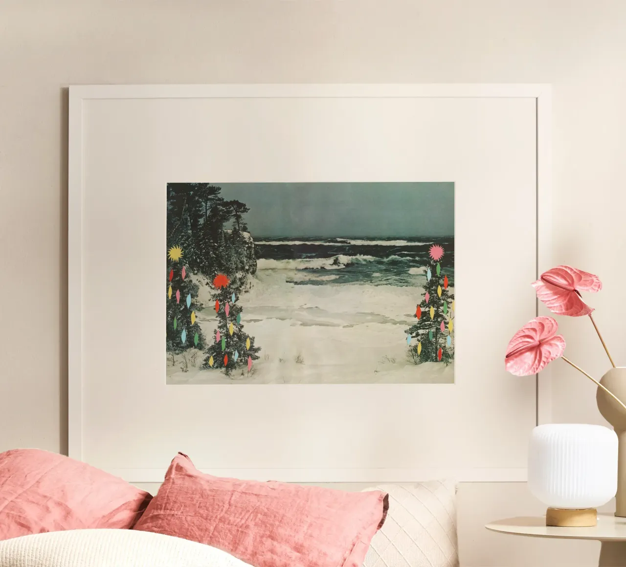 Spiaggia di Natale poster con telaio in legno da Cassia Beck Collage