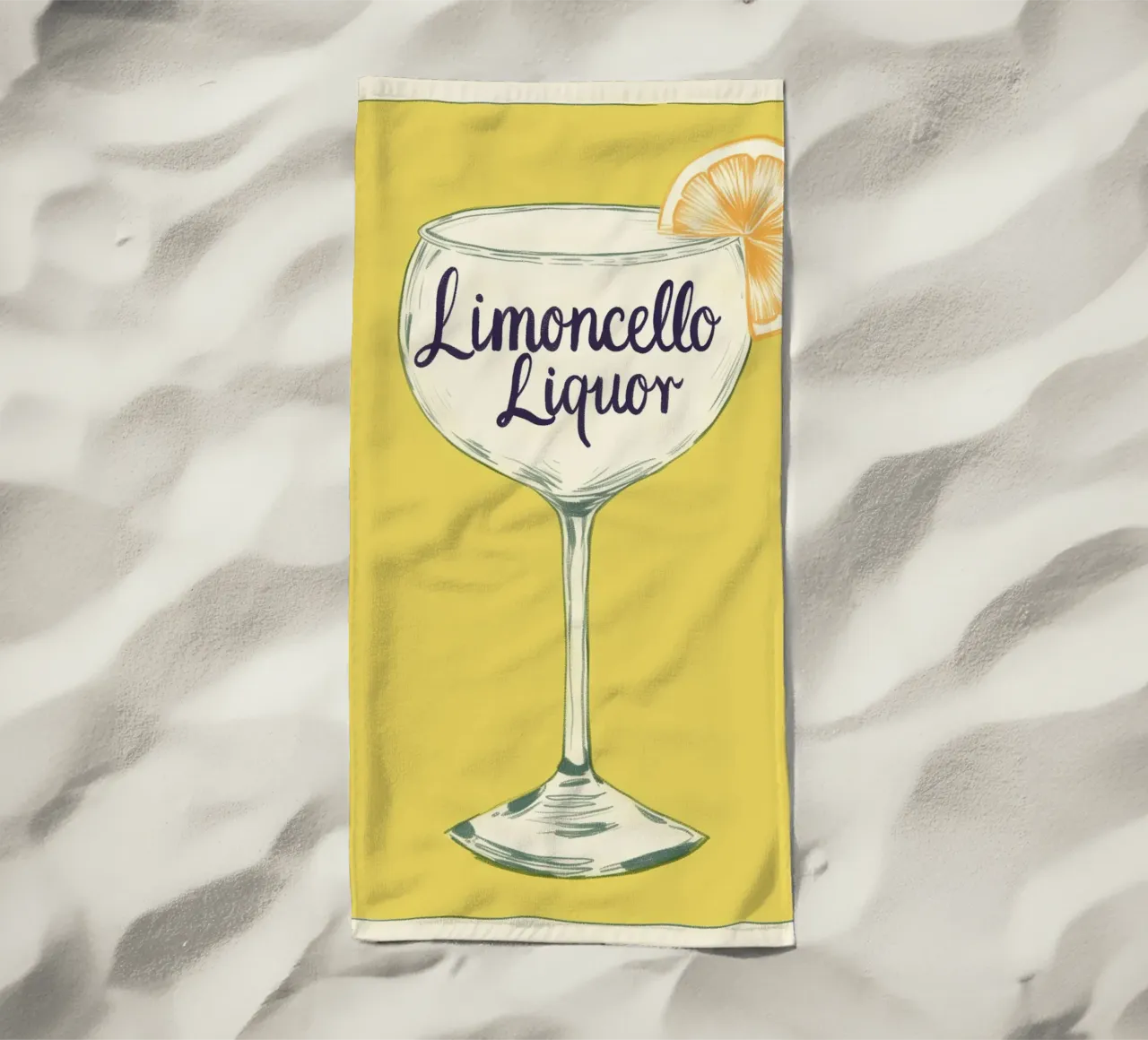 Limoncello Cocktail Kunst beach towel by Carinaprint