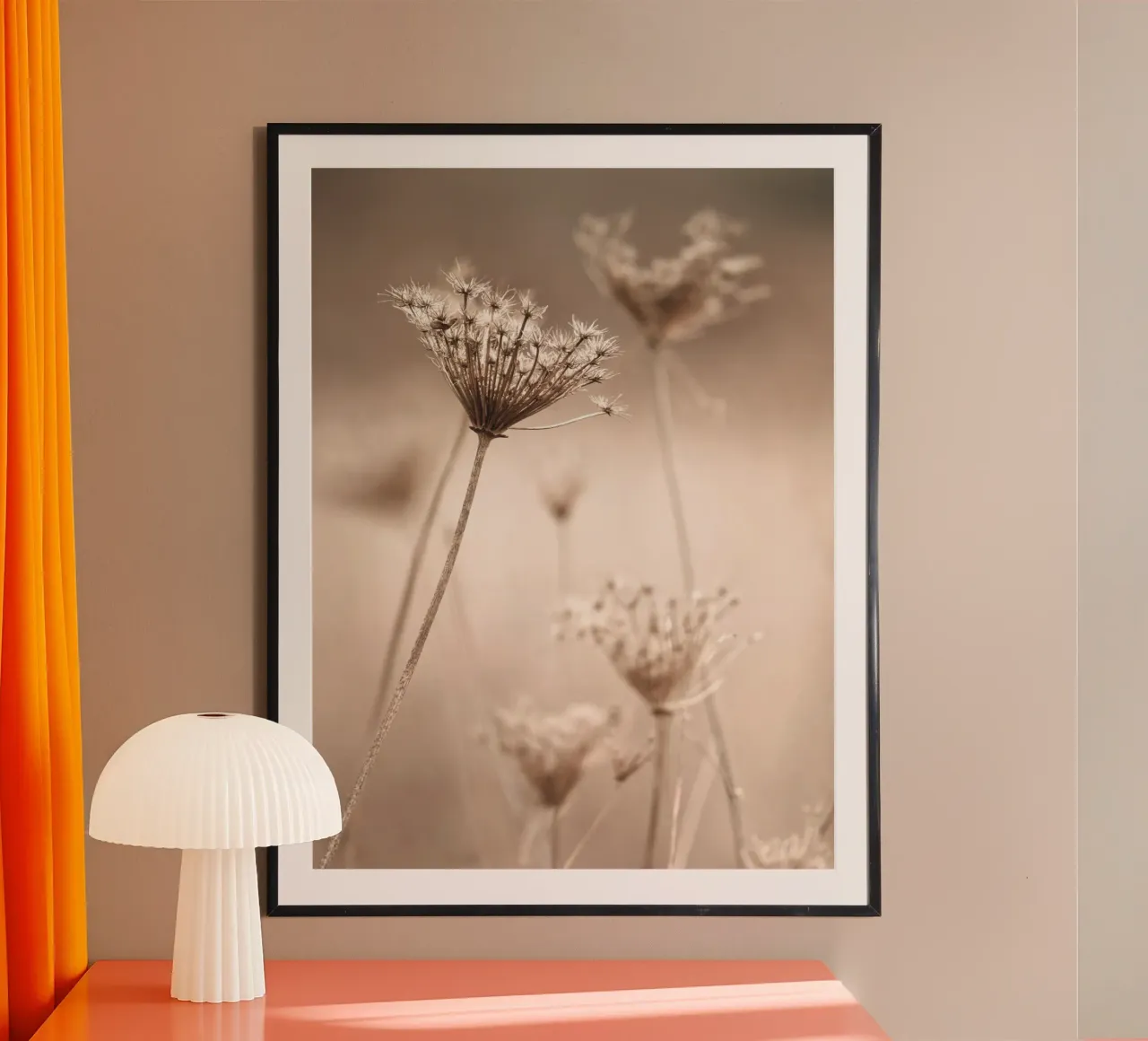Fiore di campo in filigrana - eleganza naturale con un look vintage poster con telaio in plastica da Whole©