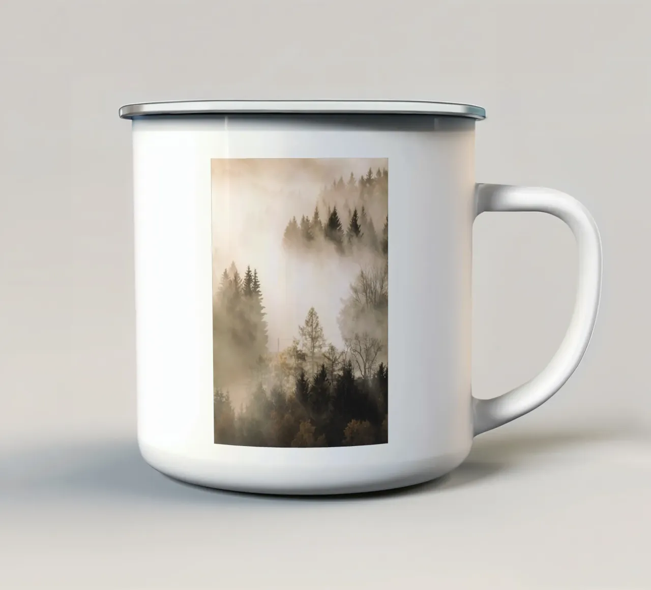 Bosque nuboso en otoño - Atmósfera de bosque místico taza de esmalte de Whole©