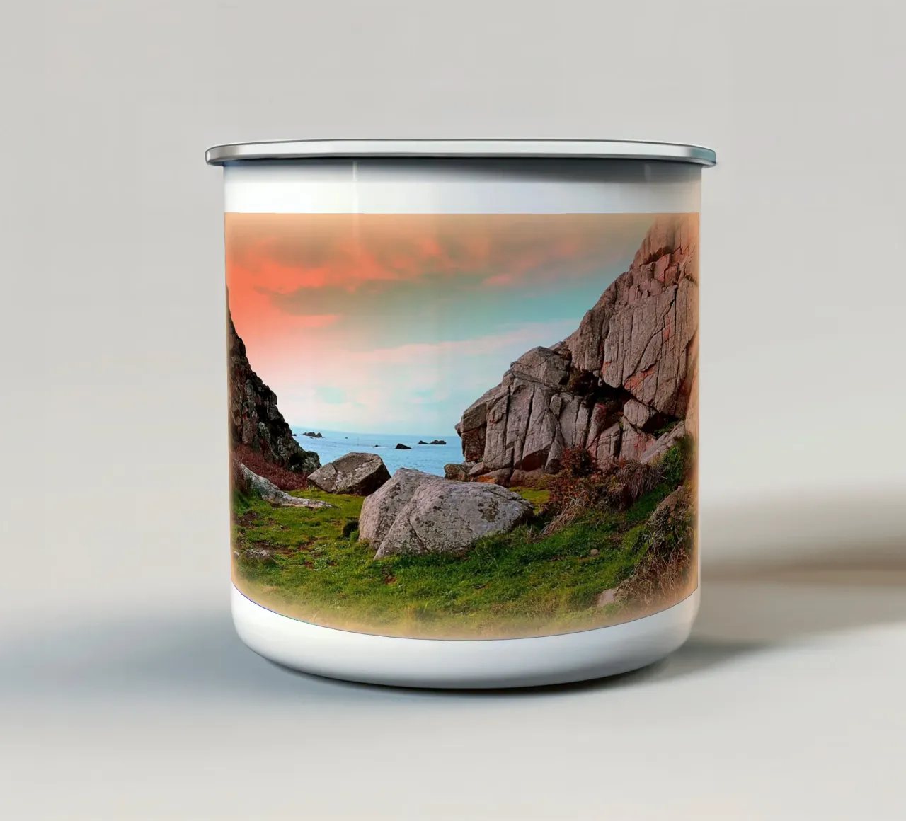 FAA94 tazza in smalto da Thierry vobmann photography