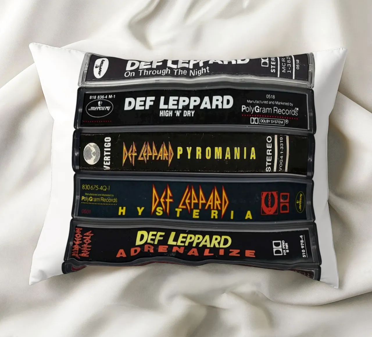 Def Leppard - Album raccolti - Stampa su cassetta cuscino da MrMustardPrints
