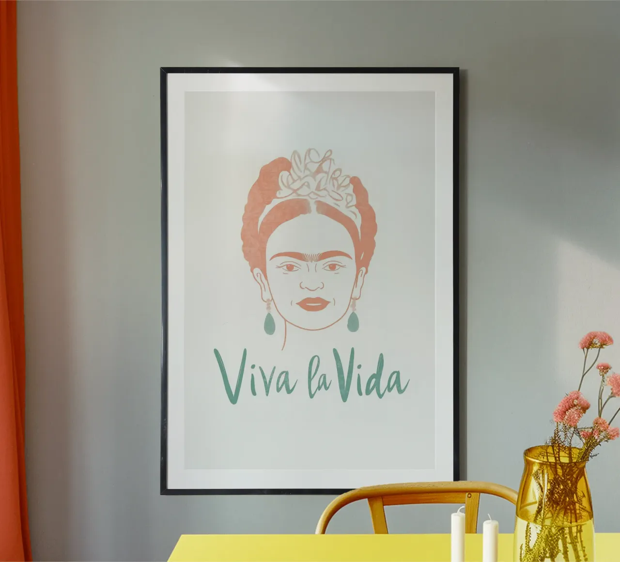 Icona moderna Frida poster con telaio in legno da Carinaprint