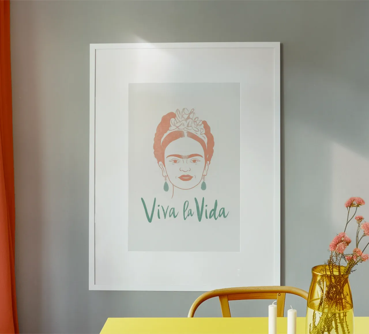 Icona moderna Frida poster con telaio in legno da Carinaprint