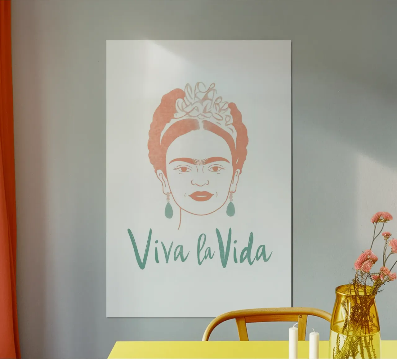 Icona moderna Frida poster con telaio in legno da Carinaprint