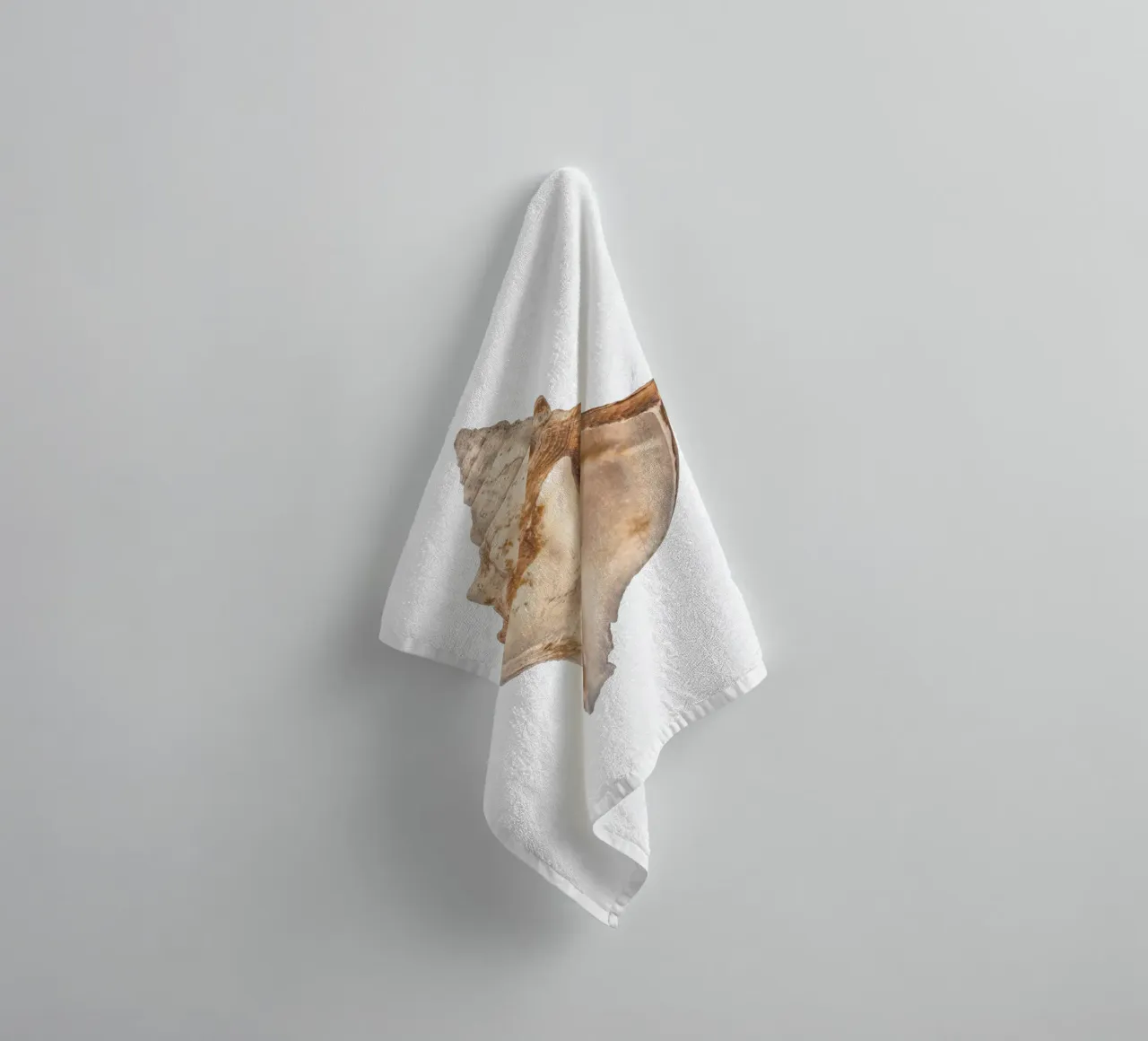 Exotic Elegance: Large Tropical Seashell towel by Curious Collections by Marielle Leenders