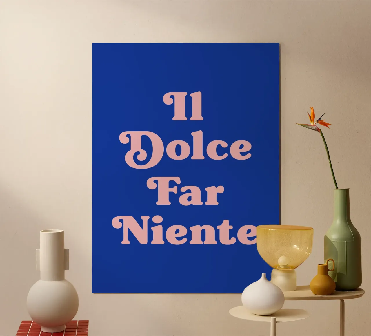 Il dolce far niente - La dolcezza del non fare niente citazione poster con telaio in legno da Paigaam Studio