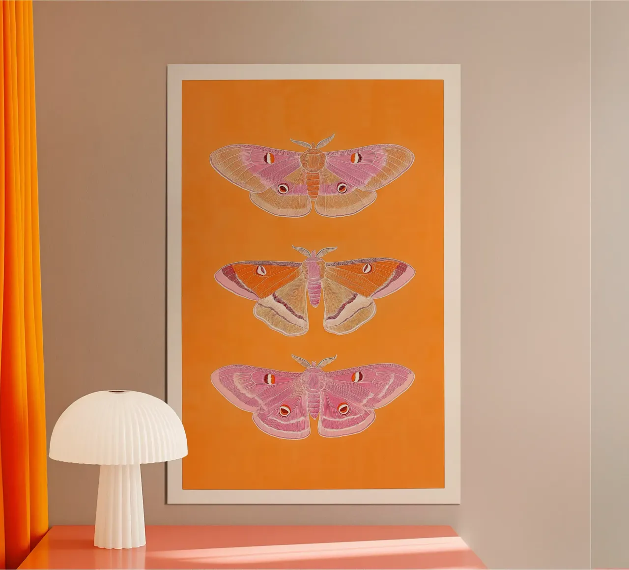 Trio di farfalle rosa 01 poster con telaio in legno da Malou-Studio
