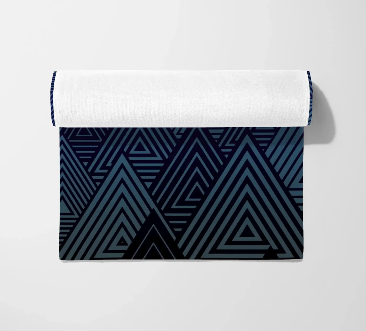 Indigo Forest strandhanddoek van Angelo Cerantola