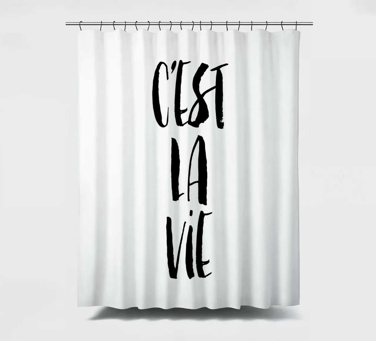 Cest La Vie in bianco e nero tenda da doccia da THE MOTIVATED TYPE