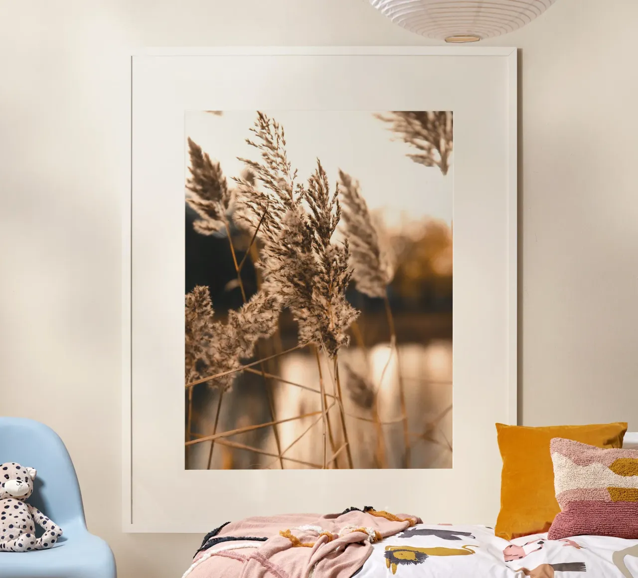 Herbes naturelles dans des tons chauds de terre - Une esthétique douce et naturelle poster de Whole©