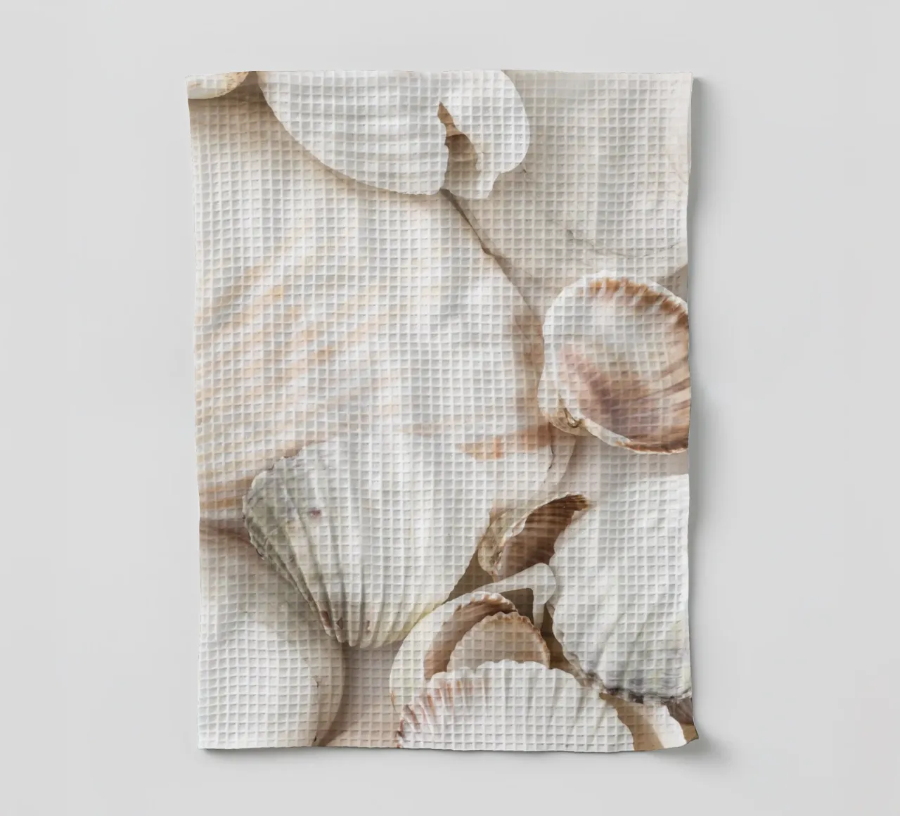 Shell design - a natural maritime look for the home tea towel by Whole©
