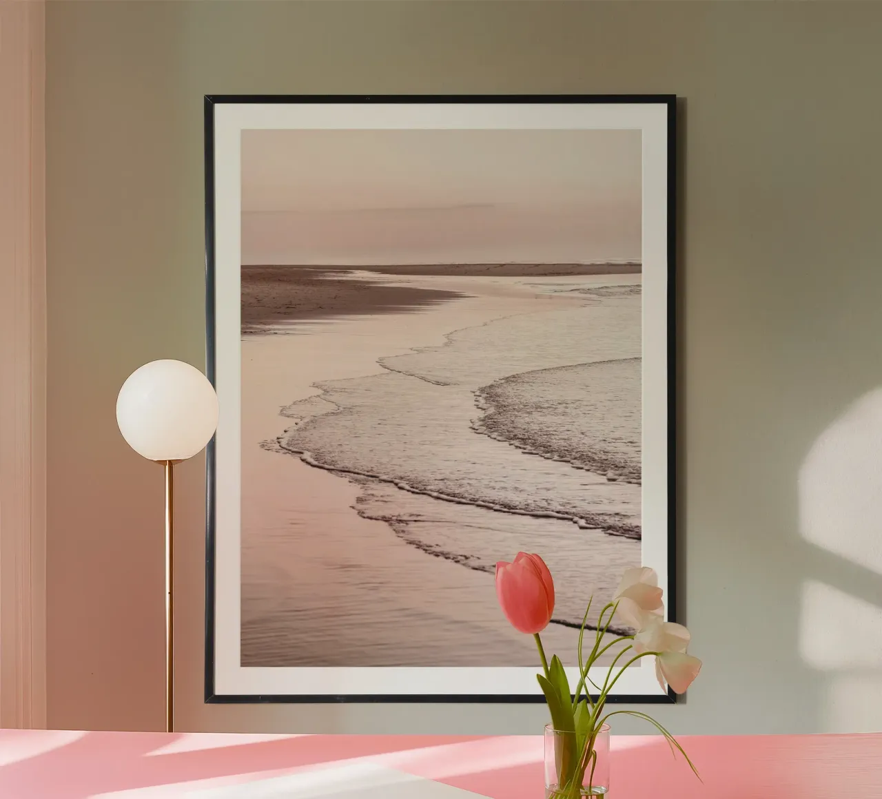 Zachte branding op het strand - harmonie en rust hahnemühle van Whole©