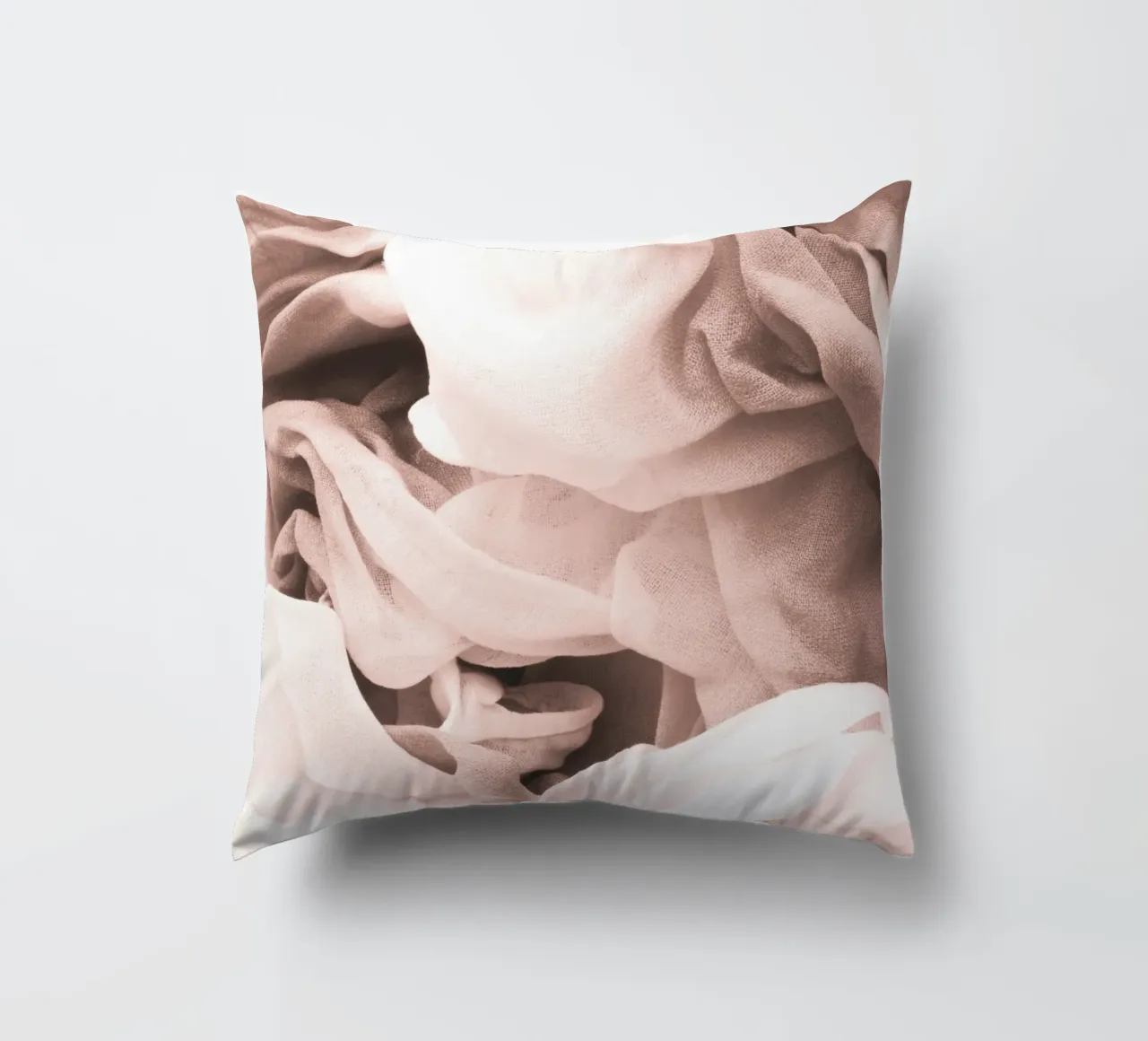 Eleganti pieghe in tessuto - Texture morbida in beige cuscino da Whole©