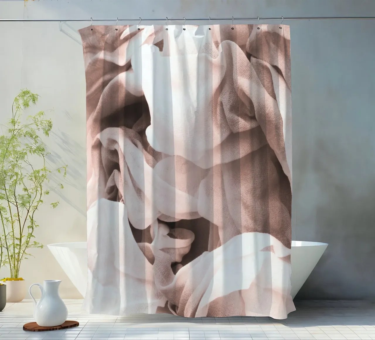 Eleganti pieghe in tessuto - Texture morbida in beige tenda da doccia da Whole©