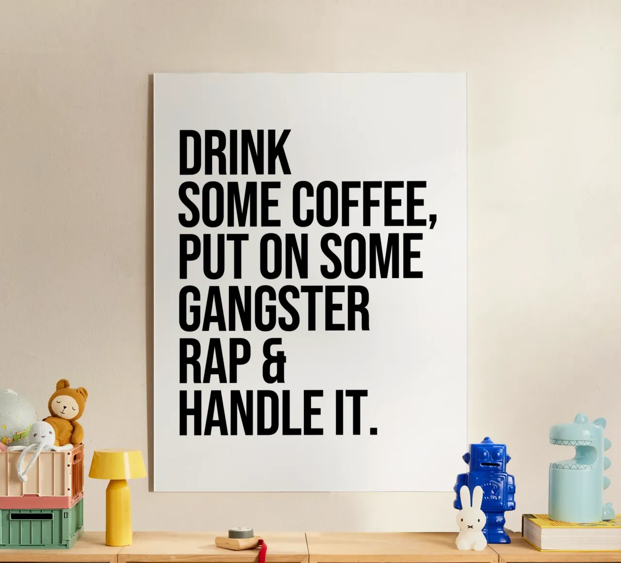 Bevete un caffè e mettete una citazione plexiglass da Paigaam Studio