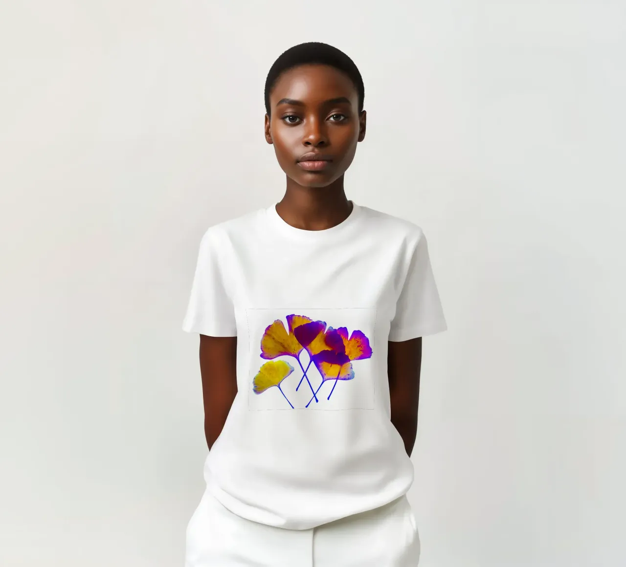 Ginkgo Biloba t-shirt by Teresa André