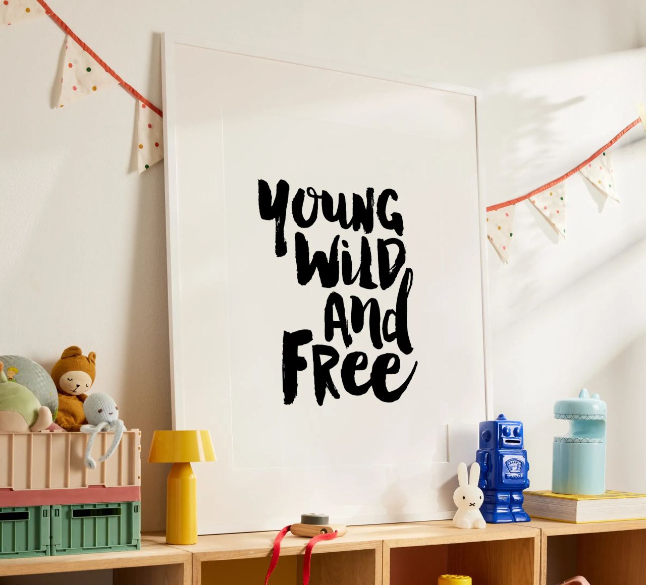 Young Wild And Free Typografie Design en noir et blanc poster de THE MOTIVATED TYPE