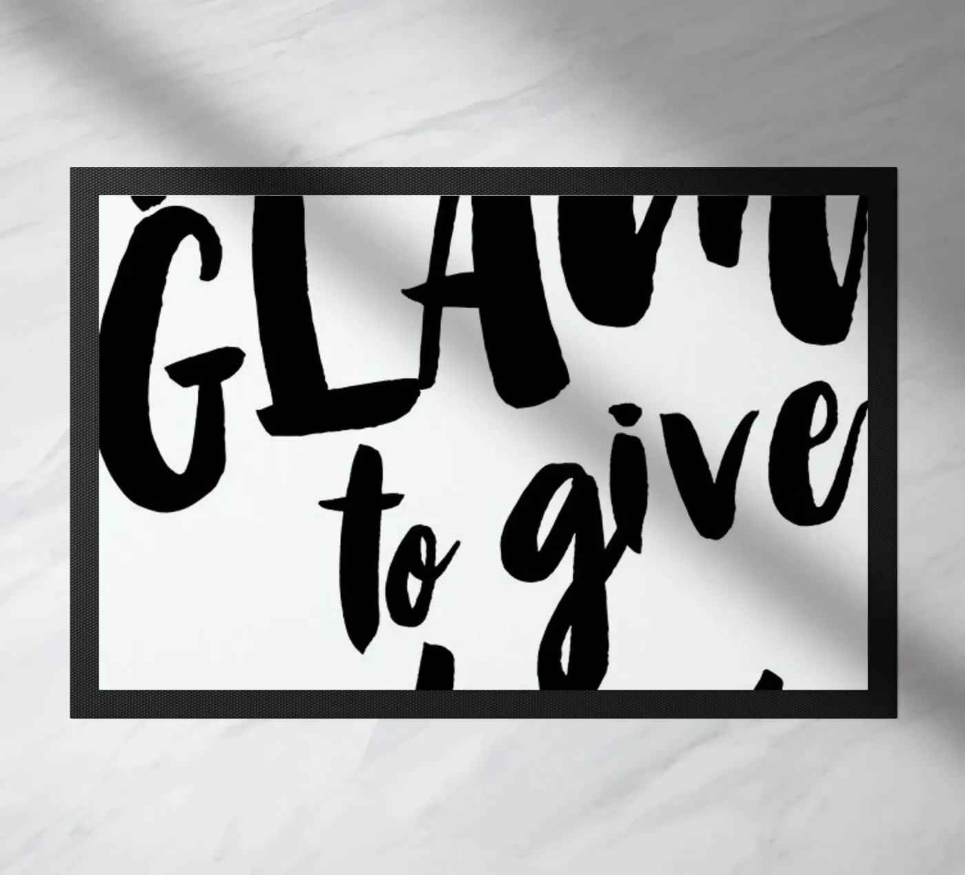 Too Glam Fußmatte von Maria Kritzas
